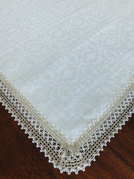 Handcrafted Linen Napkin w Laces Rime