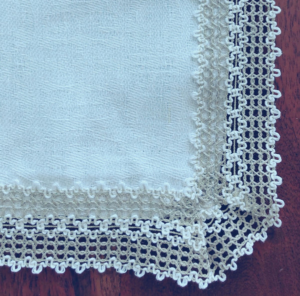 Handcrafted Linen Napkin w Laces Tea-time Rime